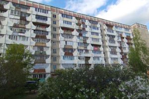 Продам квартиру 1 комнатную с общей площадью 39.2м2, 5/9 эт., на улице Эшкинина ул, г. Йошкар-Ола, Марий Эл респ., Россия, агентство Интернет-партнер