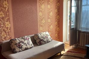 Продам квартиру 1 комнатную с общей площадью 31.8м2, 5/5 эт., на улице Ленина пр-кт, Южный район, г. Новороссийск, Краснодарский край, Россия, агентство Интернет-партнер