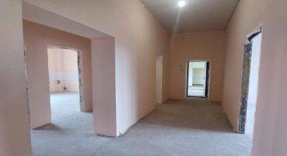 Продам квартиру 3-х комнатную с общей площадью 121.5м2, 2/4 эт., на улице Железнодорожная, Пок врангель район, г. Находка, Приморский край, Россия, агентство АН ИМПЕРИАЛ(Находка). Фотография №1