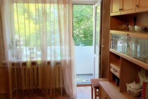 Продам квартиру 2-х комнатную с общей площадью 47м2, 2/5 эт., на улице Чехова, Центральный район, г. Таганрог, Ростовская обл., Россия, агентство агентство недвижимости "Мир Жилья" 