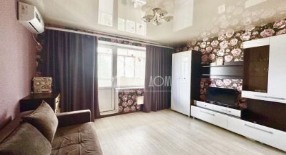 Продам квартиру 2-х комнатную с общей площадью 53.1м2, 3/5 эт., на улице Агурина, г. Ахтубинск, Астраханская обл., Россия, агентство Ваш Дом. Фотография №1