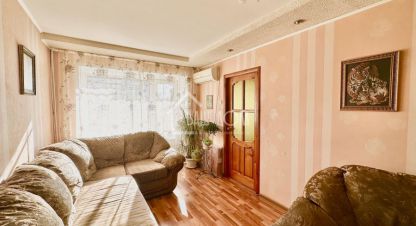 Продам квартиру 2-х комнатную с общей площадью 40.2м2, 4/4 эт., на улице Жуковского, г. Ахтубинск, Астраханская обл., Россия, агентство Ваш Дом. Фотография №1