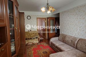 Продам квартиру 3-х комнатную с общей площадью 61м2, 1/5 эт., на улице Украинская, г. Пятигорск, Ставропольский край, Россия, агентство АН Черника