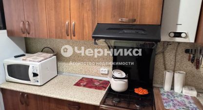 Снять квартиру 2-х комнатную, 50 кв. м., Россия, г. Новошахтинск. Фотография №10