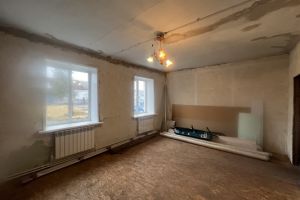 Продам квартиру 2-х комнатную с общей площадью 36.4м2, 1/1 эт., на улице 2-я полевая ул, г. Кораблино, Рязанская обл., Россия, агентство Интернет-партнер