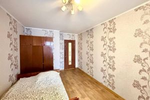 Продам квартиру 1 комнатную с общей площадью 35.3м2, 4/10 эт., на улице Семчинская ул, Московский район, г. Рязань, Рязанская обл., Россия, агентство Интернет-партнер