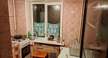Купить квартиру 3-х комнатную, 50 кв. м., Россия, г. Таганрог. Фотография №8