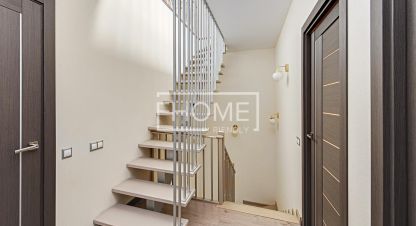 Купить коттедж/дачу 4-х комнатную, 270 кв. м., Россия, г. Истра. Фотография №9