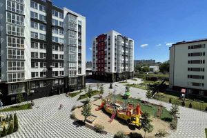 Продам квартиру 1 комнатную с общей площадью 33м2, 5/9 эт., на улице Покровська, г. Гатное , Киевская обл., Украина, агентство Aspo.biz