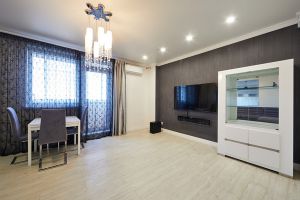 Продам квартиру 3-х комнатную с общей площадью 113.6м2, 17/17 эт., на улице Братьев Кашириных, Калининский район район, г. Челябинск, Челябинская обл., Россия, агентство Интернет-партнер