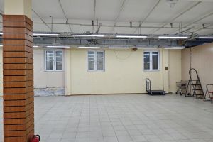 Сдам торговое помещение с общей площадью 300м2, на улице Спортивная, г. Балашиха, Московская обл., Россия, агентство JCat