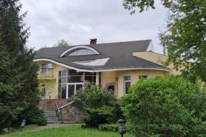 Продам коттедж/дачу 5-ти комнатную с общей площадью 413м2, на улице Леніна, г. Горенка , Киевская обл., Украина, агентство Aspo.biz