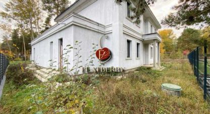 Купить дом 10-ти комнатную, 310 кв. м., Украина, г. Лебедевка. Фотография №9