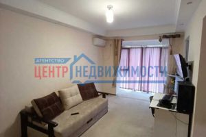 Продам квартиру 1 комнатную с общей площадью 28.7м2, 3/3 эт., на улице Октябрьская, г. Темрюк, Краснодарский край, Россия, агентство Центр-Недвижимости