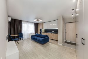 Продам квартиру 2-х комнатную с общей площадью 56м2, 6/10 эт., на улице Дмитрия неаполитанова ул, Советский район район, г. Челябинск, Челябинская обл., Россия, агентство Интернет-партнер