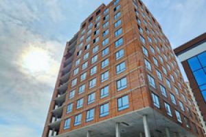Продам квартиру 2-х комнатную с общей площадью 54.56м2, 5/12 эт., на улице Атажукина ул, г. Нальчик, Кабардино-Балкария респ., Россия, агентство Интернет-партнер