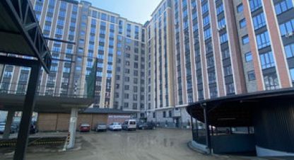 Продам квартиру 2-х комнатную с общей площадью 68.4м2, 9/12 эт., на улице Одс ул, г. Нальчик, Кабардино-Балкария респ., Россия, агентство Интернет-партнер. Фотография №1