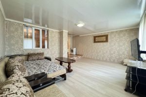 Продам квартиру 1 комнатную с общей площадью 40м2, 1/9 эт., на улице Ю а гагарина ул, г. Нальчик, Кабардино-Балкария респ., Россия, агентство Интернет-партнер