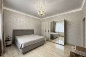 Продам дом 5-ти комнатный с общей площадью 210м2, на улице Апажева ул, г. Шалушка, Кабардино-Балкария респ., Россия, агентство Интернет-партнер