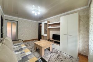 Продам квартиру 2-х комнатную с общей площадью 38.7м2, 4/5 эт., на улице Площадь коммунаров ул  44 к  строение, г. Нальчик, Кабардино-Балкария респ., Россия, агентство Интернет-партнер