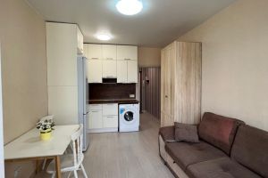 Продам квартиру 1 комнатную с общей площадью 21.1м2, 16/25 эт., на улице Оптиков, Приморский район, г. Санкт-Петербург, Санкт-Петербург, Россия, агентство JCat