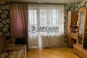 Продам квартиру 2-х комнатную с общей площадью 53.7м2, 3/5 эт., на улице Хибинская, Кировский район, г. Казань, Татарстан респ., Россия, агентство Арслан