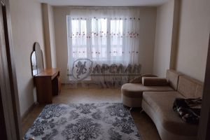Продам квартиру 2-х комнатную с общей площадью 62м2, 3/18 эт., на улице Наиля юсупова, Кировский район, г. Казань, Татарстан респ., Россия, агентство Арслан