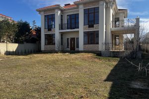 Продам коттедж/дачу 4-х комнатную с общей площадью 345м2, на улице Набережная андрея первозванного, Гагаринский муниципальный окр район, г. Севастополь, Крым авт. респ., Россия, агентство Центр продаж НОВОСТРОЙКИ