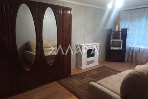Сдам квартиру 3-х комнатную с общей площадью 52м2, 4/5 эт., на улице 40-летия Победы пр-кт, г. Ростов-на-Дону, Ростовская обл., Россия, агентство Риэлторская компания "Эллада"