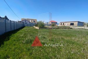 Продам земельный участок, на улице Приморская, г. Молочное, Крым авт. респ., Россия, агентство Альфа Недвижимость