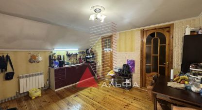 Купить дом 6-ти комнатную, 117.6 кв. м., Россия, г. Алушта . Фотография №9