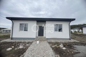 Продам дом 4-х комнатный с общей площадью 115м2, на улице Дальняя, г. Днт чистые ключи, Свердловская обл., Россия, агентство Артис Про