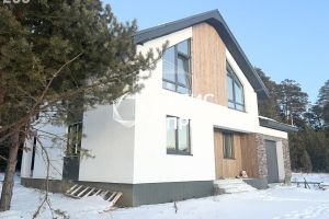 Продам коттедж/дачу 5-ти комнатную с общей площадью 212м2, на улице Уютная, г. Бобровский, Свердловская обл., Россия, агентство Артис Про