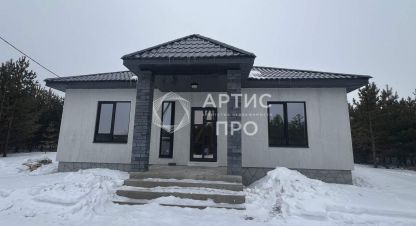 Продам дом 4-х комнатный с общей площадью 100м2, на улице Пушкина, г. Бобровский, Свердловская обл., Россия, агентство Артис Про. Фотография №1