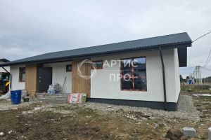 Продам дом 4-х комнатный с общей площадью 145.7м2, на улице Дальняя, г. Днт чистые ключи, Свердловская обл., Россия, агентство Артис Про