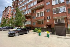 Продам квартиру 1 комнатную с общей площадью 26м2, 9/9 эт., на улице Им  дунаевского и и, Прикубанский окр район, г. Краснодар, Краснодарский край, Россия, агентство Аурус-Риэлт