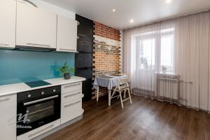 Продам квартиру 1 комнатную с общей площадью 40.3м2, 8/9 эт., на улице Деповская ул, г. Новоалтайск, Алтайский край, Россия, агентство Миэль офис в Барануле