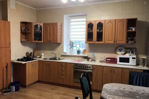 Продам дом с общей площадью 180м2, на улице Молодежная, г. Артемовка, Киевская обл., Украина, агентство Левый Берег
