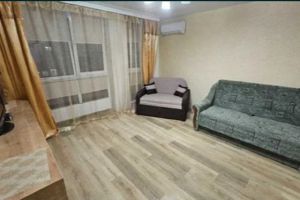Продам квартиру 1 комнатную с общей площадью 33м2, 4/5 эт., на улице Михаила величко, г. Белогородка , Киевская обл., Украина, агентство Левый Берег