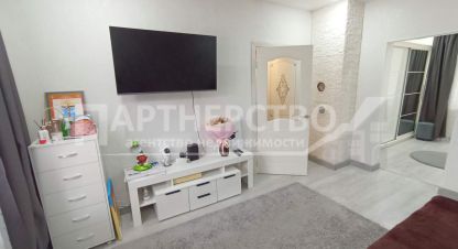 Продам квартиру 2-х комнатную с общей площадью 44.7м2, 1/1 эт., на улице Московская, г. Ильский, Краснодарский край, Россия, агентство АН Партнерство. Фотография №1