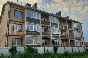 Продам квартиру 2-х комнатную с общей площадью 57.8м2, 3/3 эт., на улице Беличенко, г. Ильский, Краснодарский край, Россия, агентство АН "Партнерство"