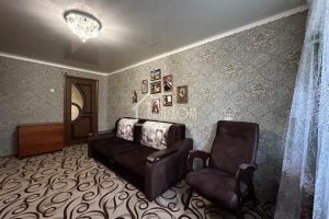 Продам квартиру 3-х комнатную с общей площадью 67.5м2, 3/5 эт., на улице Щербакова, г. Ахтубинск, Астраханская обл., Россия, агентство Ваш Дом
