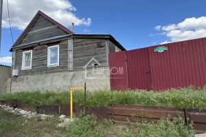 Продам дом 3-х комнатный с общей площадью 37.5м2, на улице Желябова, г. Ахтубинск, Астраханская обл., Россия, агентство Ваш Дом