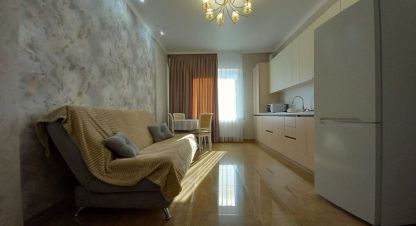 Продам квартиру 1 комнатную с общей площадью 46.3м2, 1/7 эт., на улице Луначарского ул, г. Ессентуки, Ставропольский край, Россия, агентство Ареал Агентство недвижимости. Фотография №1