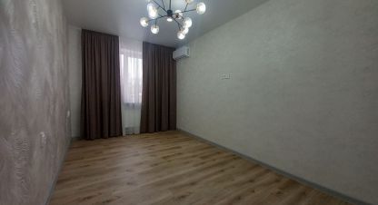 Продам квартиру 1 комнатную с общей площадью 43.5м2, 1/5 эт., на улице Галерейная ул, г. Ессентуки, Ставропольский край, Россия, агентство Ареал Агентство недвижимости. Фотография №1