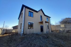 Продам дом 5-ти комнатный с общей площадью 229м2, на улице Рабочая ул, г. Ясная поляна, Ставропольский край, Россия, агентство Ареал Агентство недвижимости