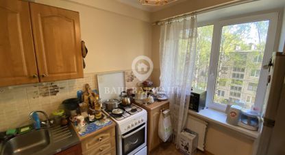 Продам квартиру 2-х комнатную с общей площадью 42.1м2, 5/5 эт., на улице Гражданский, г. Санкт-Петербург, Санкт-Петербург, Россия, агентство Ваш Вариант. Фотография №1