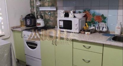 Продам квартиру 2-х комнатную с общей площадью 50.1м2, 9/9 эт., на улице 67а, Центральный район, г. Кострома, Костромская обл., Россия, агентство Дюна. Фотография №1