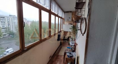 Продам квартиру 4-х комнатную с общей площадью 77м2, 8/10 эт., на улице Кинешемское шоссе, Центральный район, г. Кострома, Костромская обл., Россия, агентство Дюна. Фотография №1