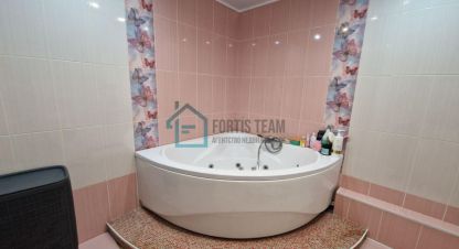 Продам квартиру 3-х комнатную с общей площадью 96.5м2, 7/10 эт., на улице Гагарина, г. Ярославль, Ярославская обл., Россия, агентство Fortis Team. Фотография №1
